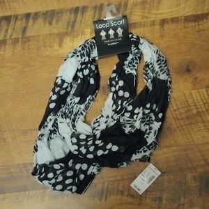 Dressbarn Black and White Loop Scarf